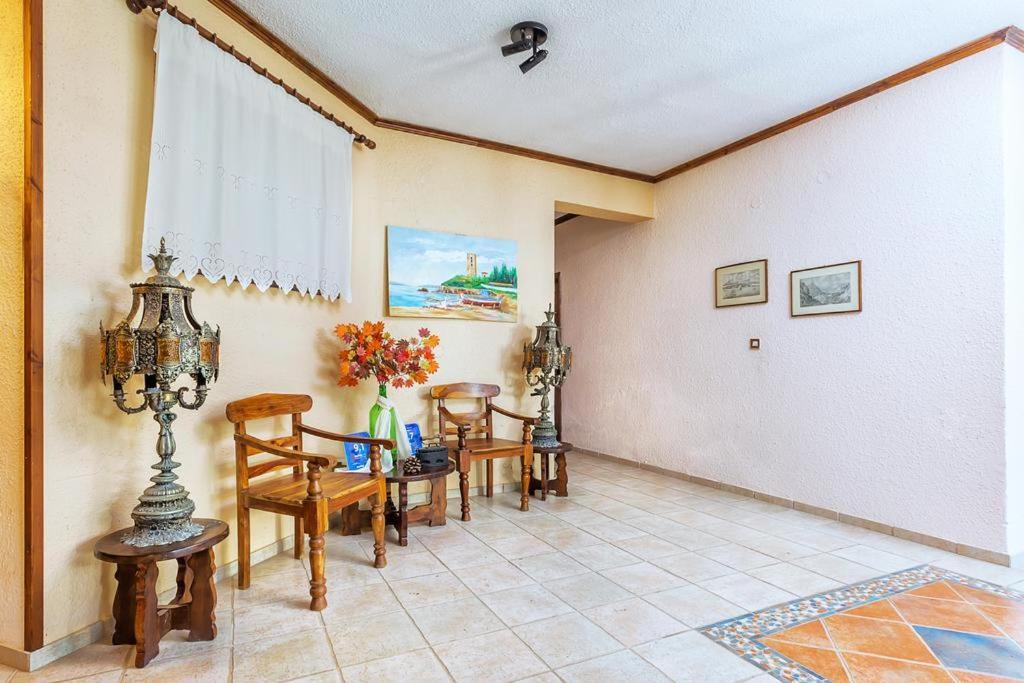 Karnagio Vasilas Agia Paraskevi  Exterior foto
