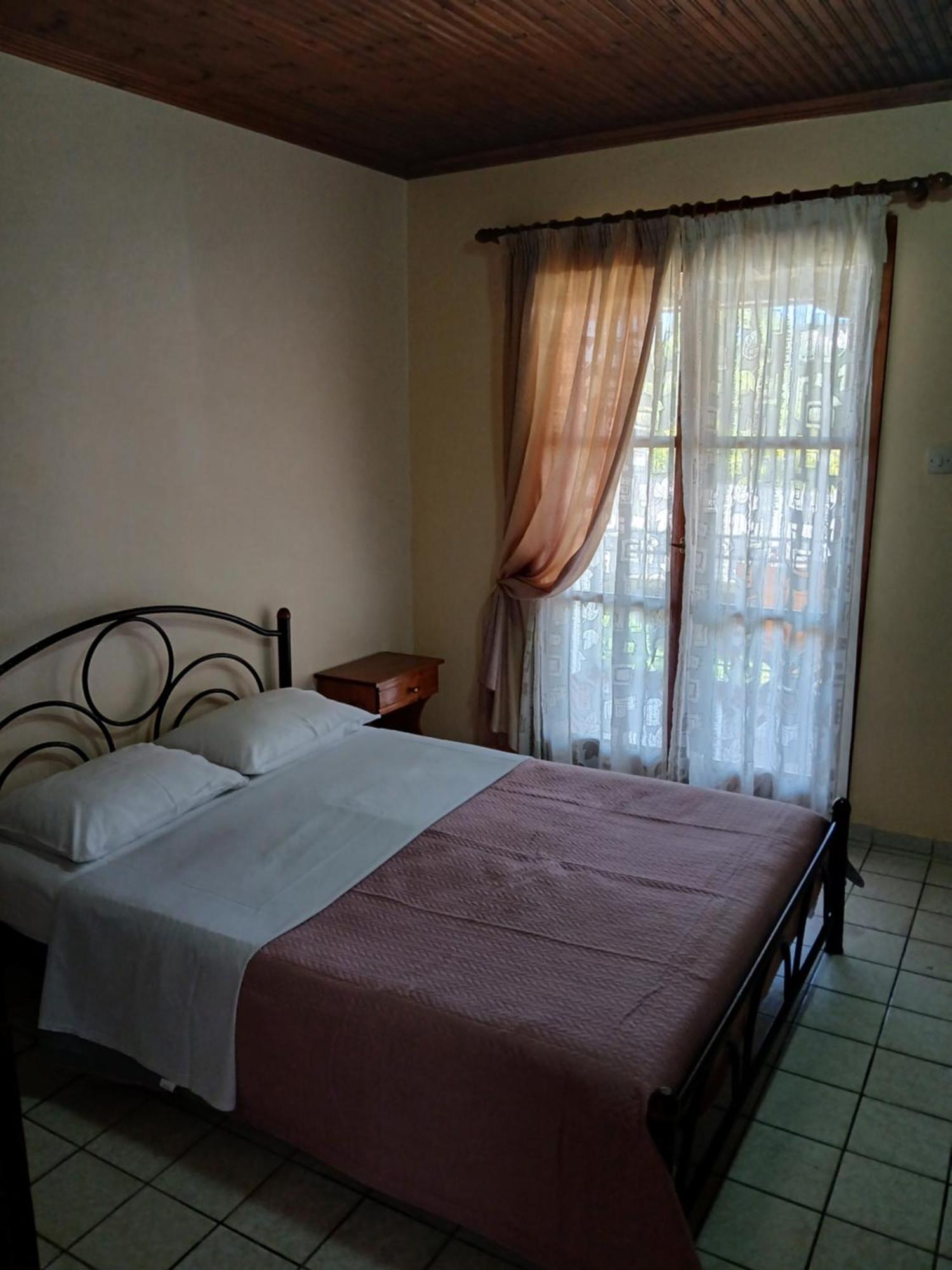 Karnagio Vasilas Agia Paraskevi  Zimmer foto